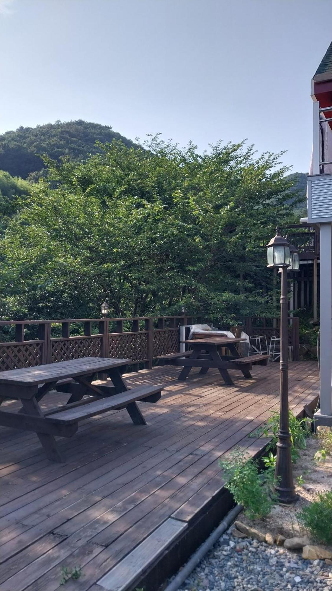 White House Hotell Namhae Eksteriør bilde